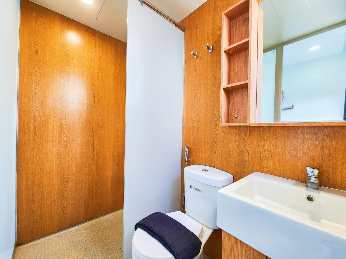 Klia Lili Residensi 5 Plus 2 Pax With Splendid Pool Нілай Екстер'єр фото